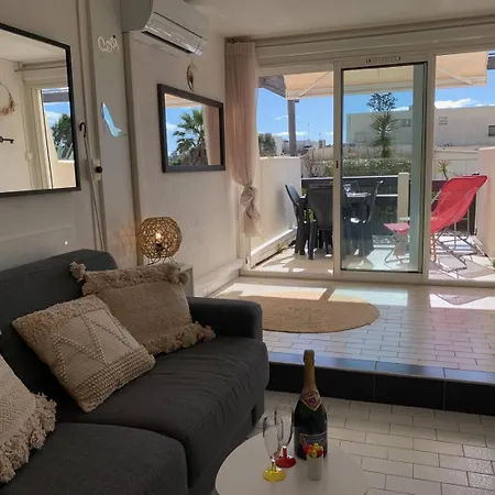 503 2 Pers Port Nature 4 Rez-de-jardin Apartment *